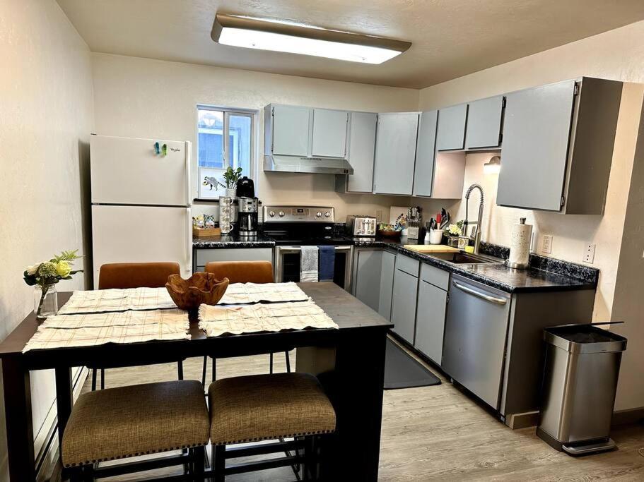 Comfortable 2Br Apt Central Fairbanks Zewnętrze zdjęcie